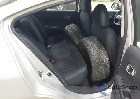 2013 Nissan Versa 1.6 Sl z USA, uszkodzony, nr VIN 3N1CN7AP8DL861859